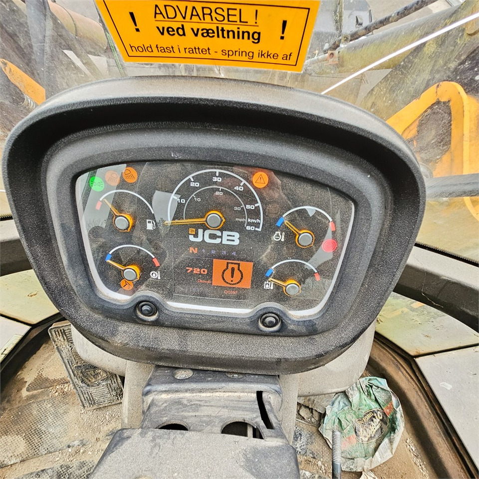 Chargeuse sur pneus JCB 437HT T4: photos 15