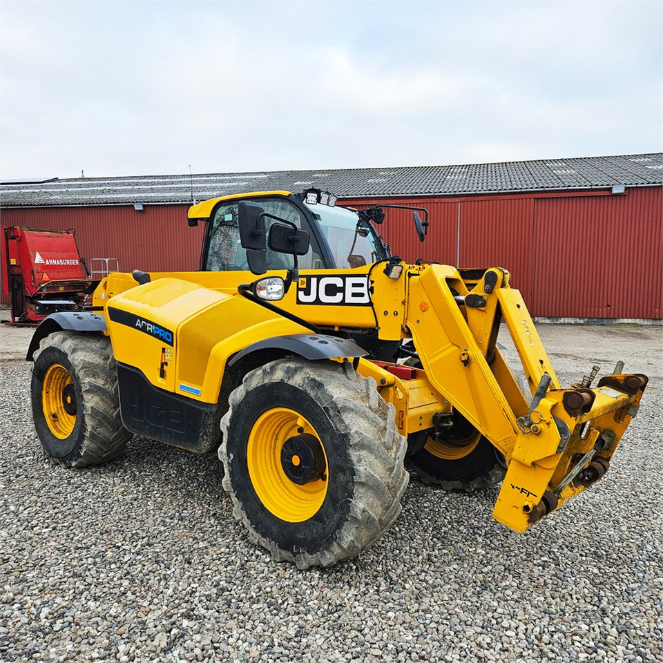 JCB 542X70PRO - Chariot télescopique: photos 5 JCB 542X70PRO - Chariot télescopique: photos 5