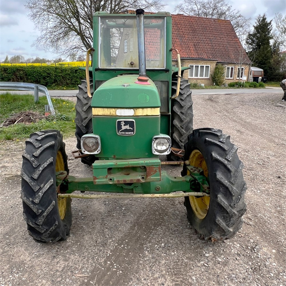John Deere 1140 - Tracteur agricole: photos 2 John Deere 1140 - Tracteur agricole: photos 2