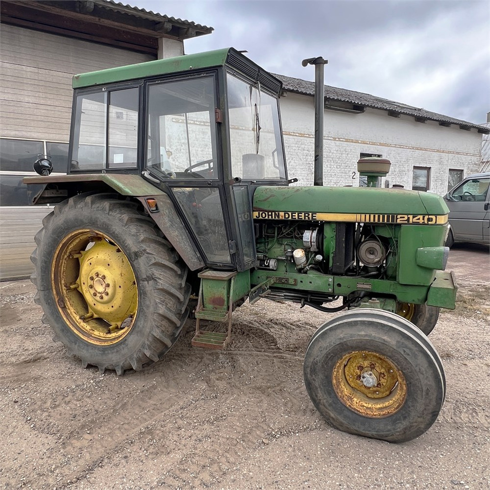 Tracteur agricole John Deere 2140: photos 7
