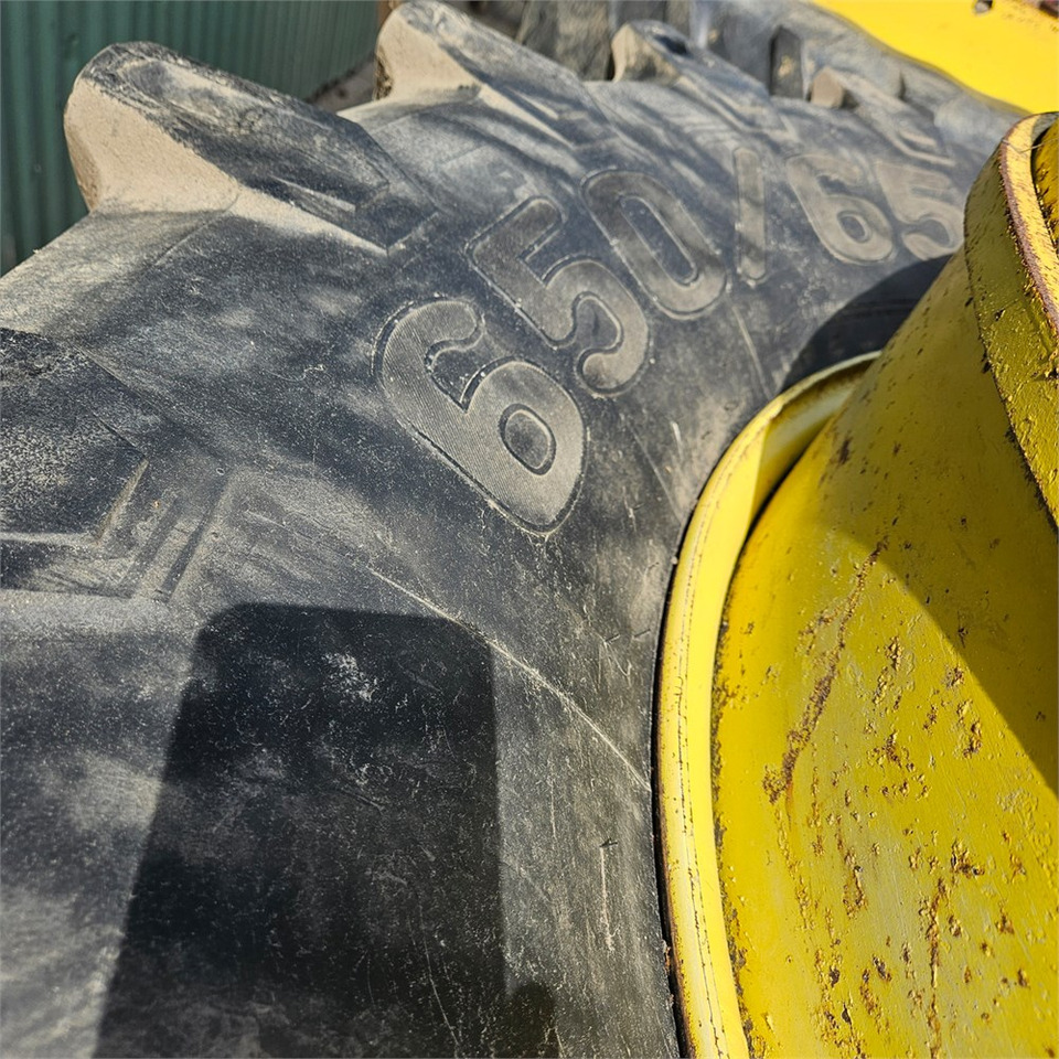 John Deere 650/65R42 - Tracteur agricole: photos 3 John Deere 650/65R42 - Tracteur agricole: photos 3