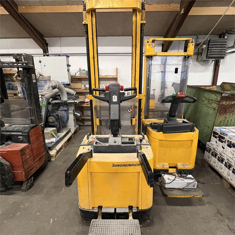 Jungheinrich Hawker Perfect Plus 3 PzB 300 - Transpalette: photos 3 Jungheinrich Hawker Perfect Plus 3 PzB 300 - Transpalette: photos 3