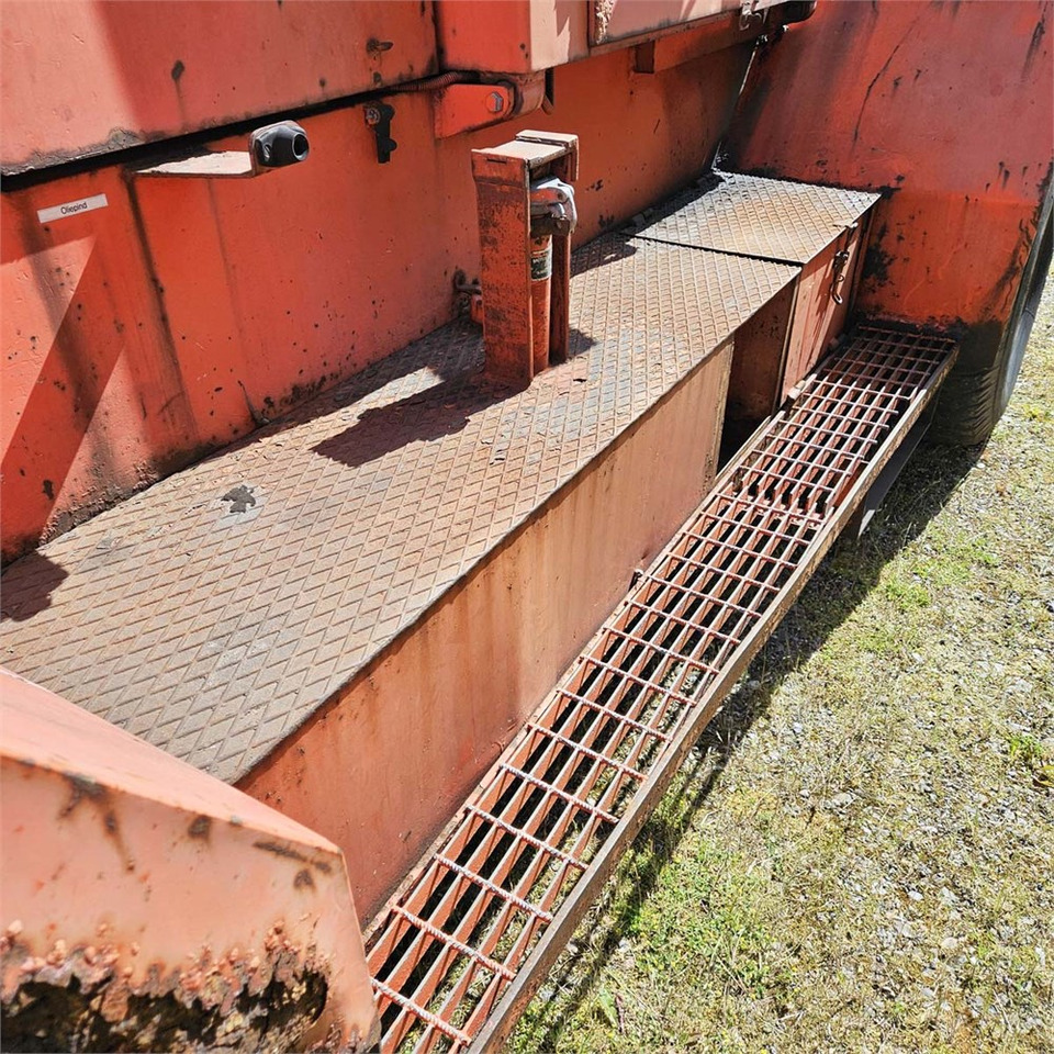 Kalmar LT12-7120 I en crédit-bail Kalmar LT12-7120 I: photos 40