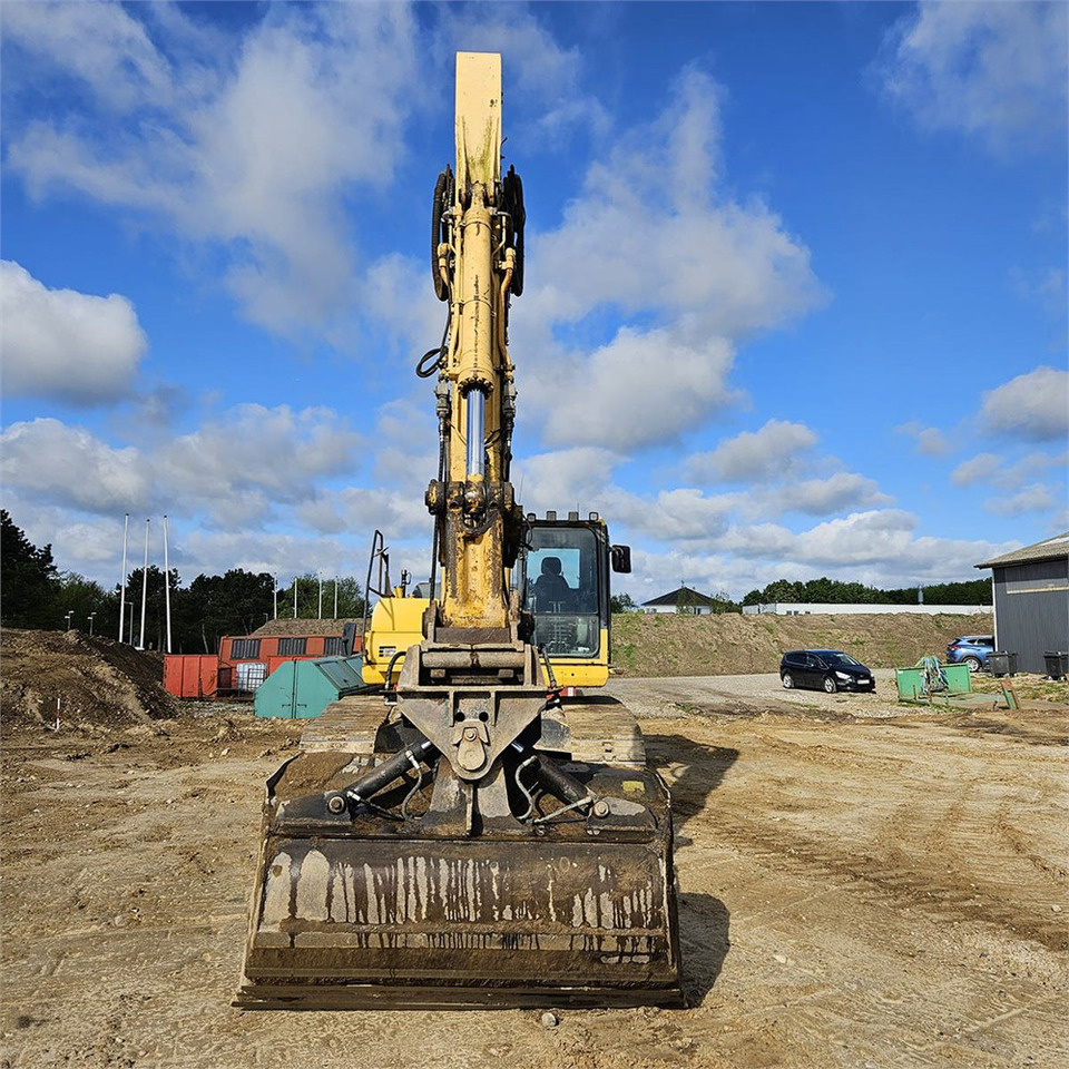 Pelle sur chenille Komatsu PC240 LC-8: photos 8