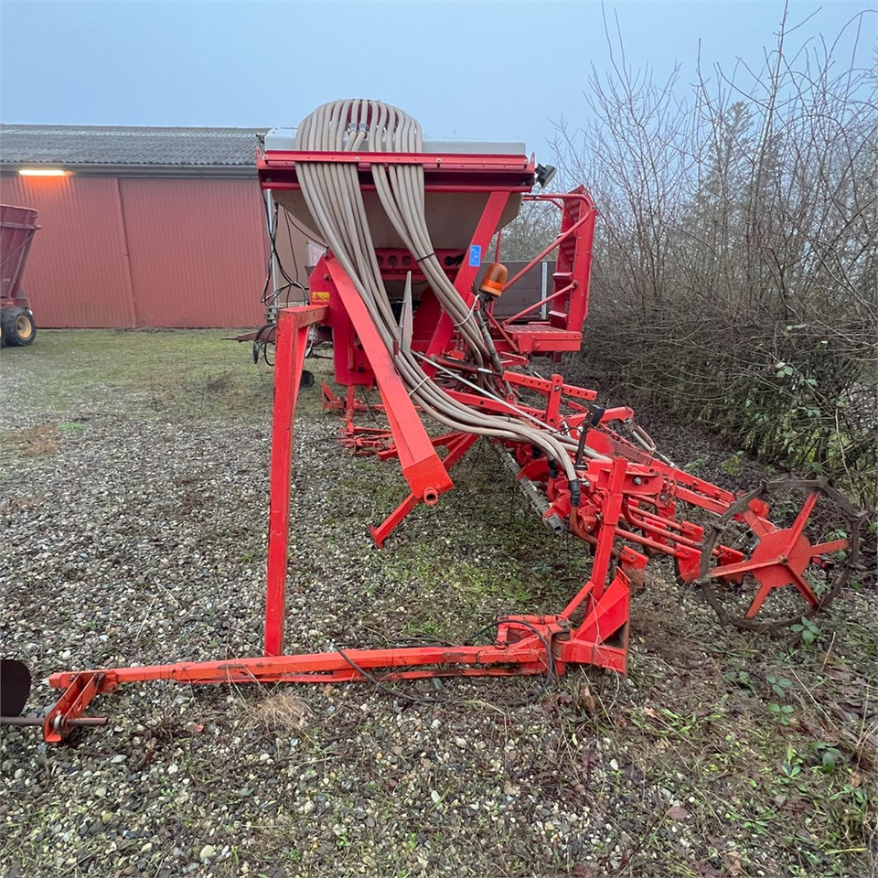 Kuhn Venta Ti - Semoir/ Planteuse: photos 2 Kuhn Venta Ti - Semoir/ Planteuse: photos 2
