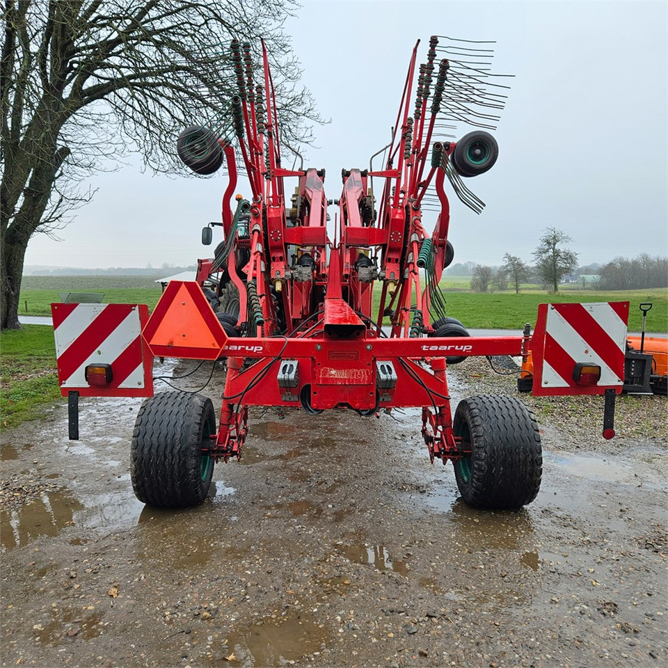 Kverneland Taarup 90150 V - Matériel de fenaison: photos 5 Kverneland Taarup 90150 V - Matériel de fenaison: photos 5