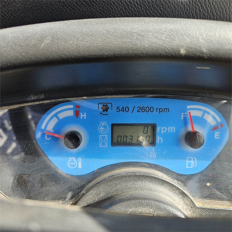 Tracteur communal LS Mtron Ls J27HST: photos 19