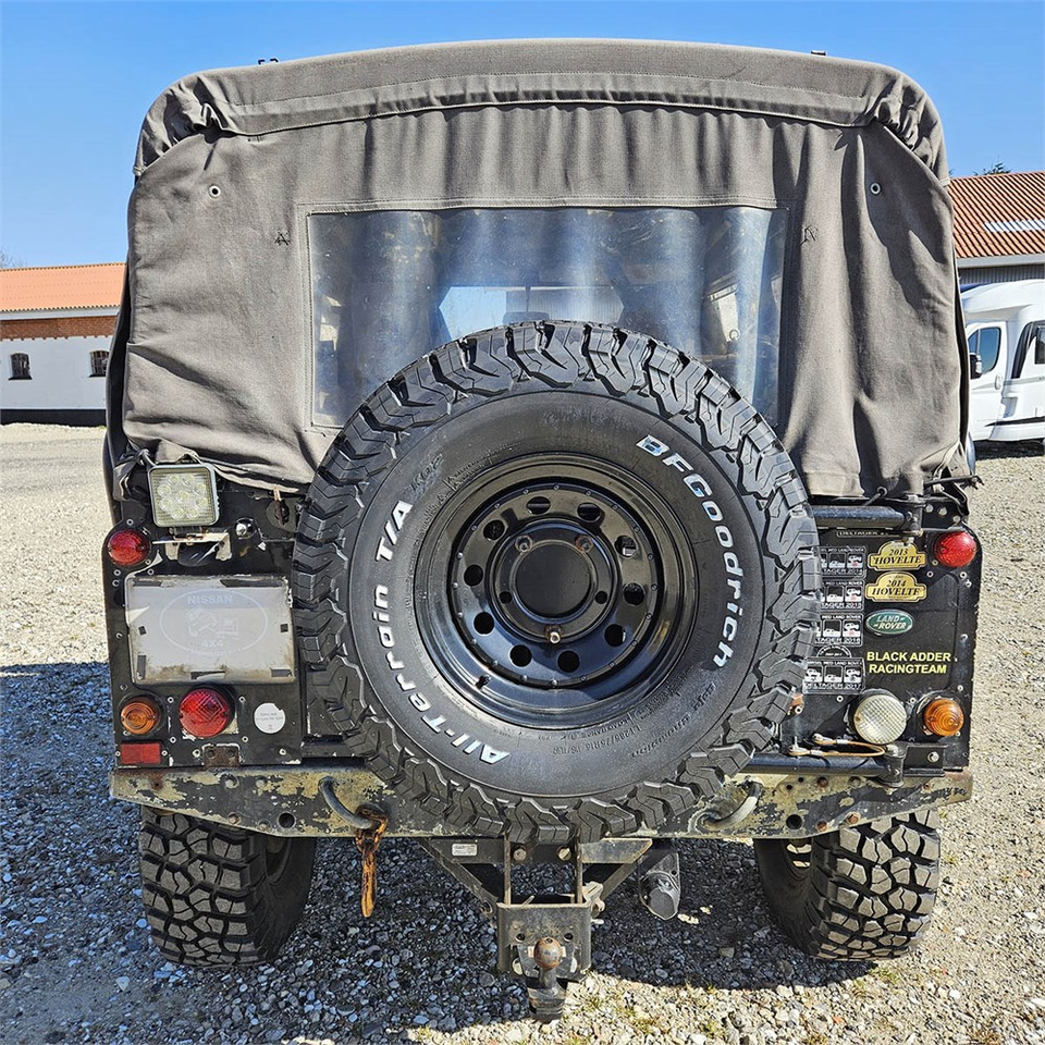 Land Rover Defender 90 - Voiture: photos 5 Land Rover Defender 90 - Voiture: photos 5