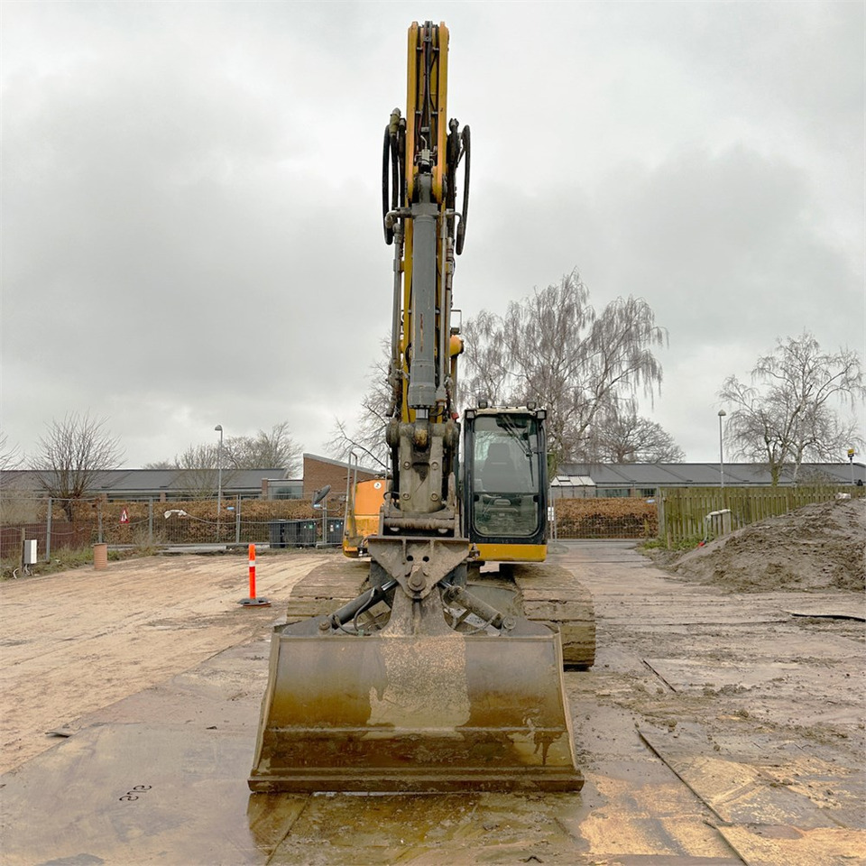Pelle sur chenille Liebherr R924 WLC: photos 8