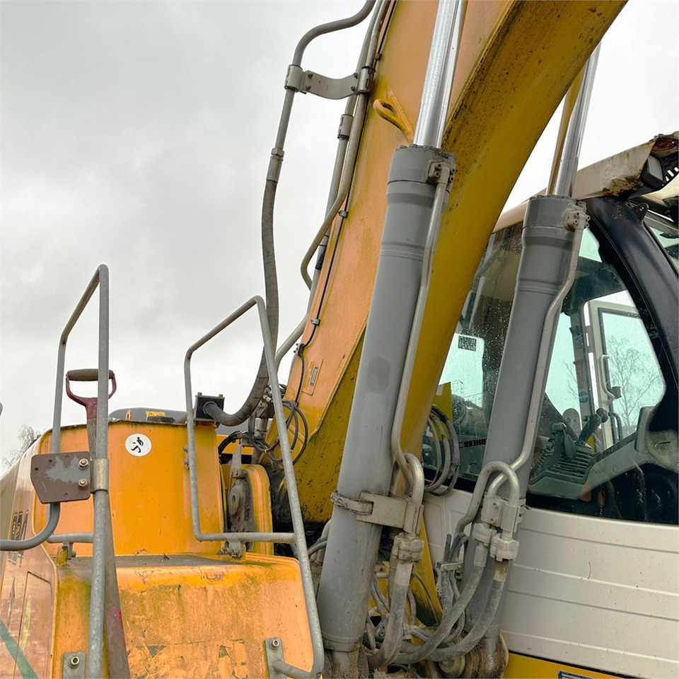 Pelle sur chenille Liebherr R924 WLC: photos 35