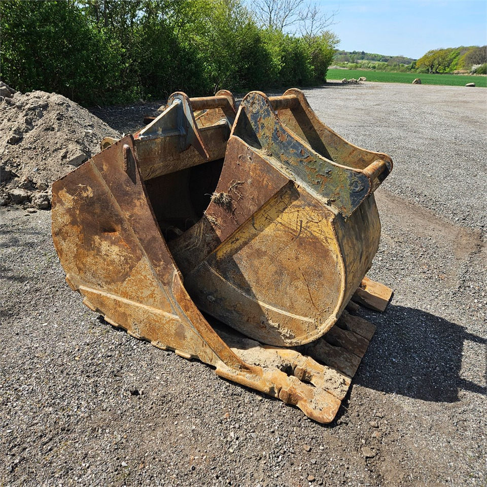 Pelle sur chenille Liebherr R926 LC: photos 17