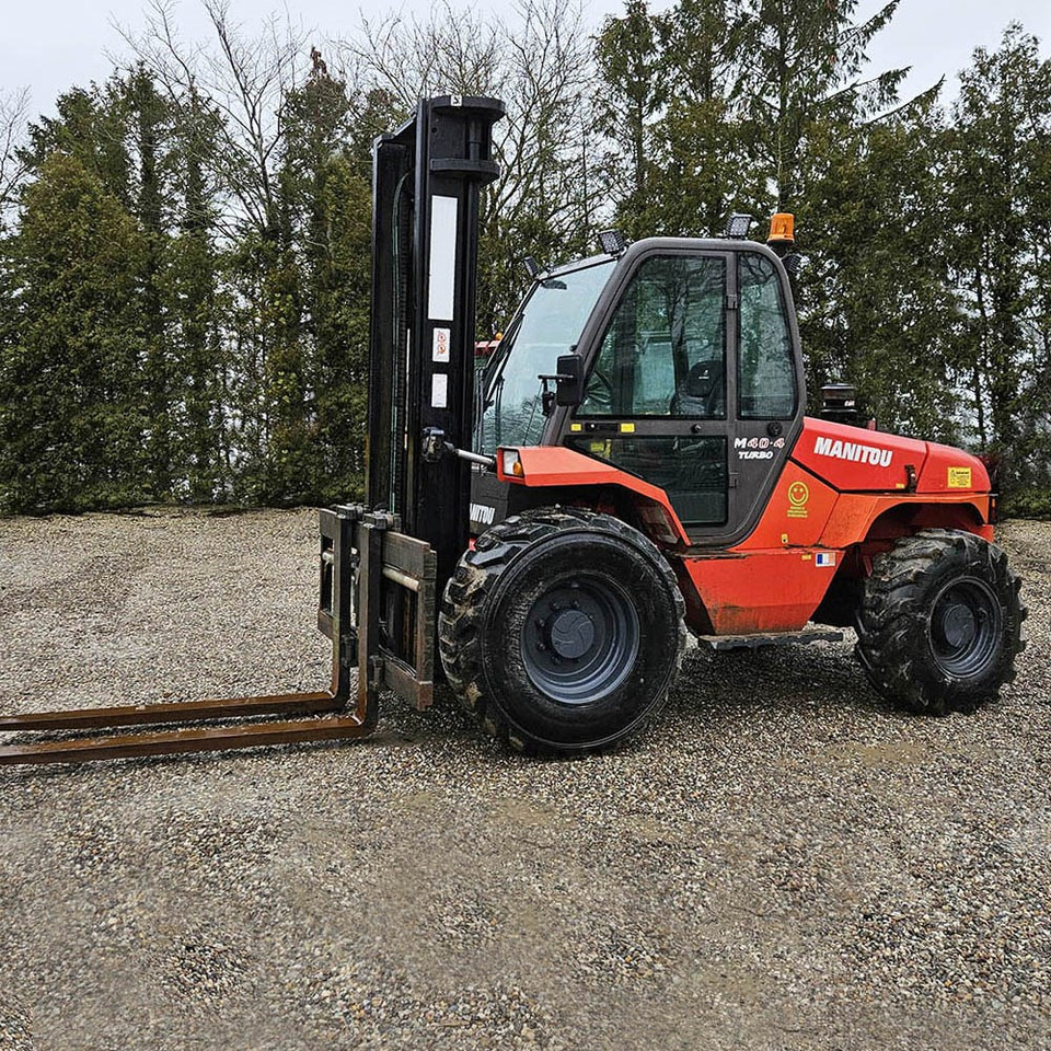 Manitou M 40-4 T - Chariot élévateur: photos 1 Manitou M 40-4 T - Chariot élévateur: photos 1