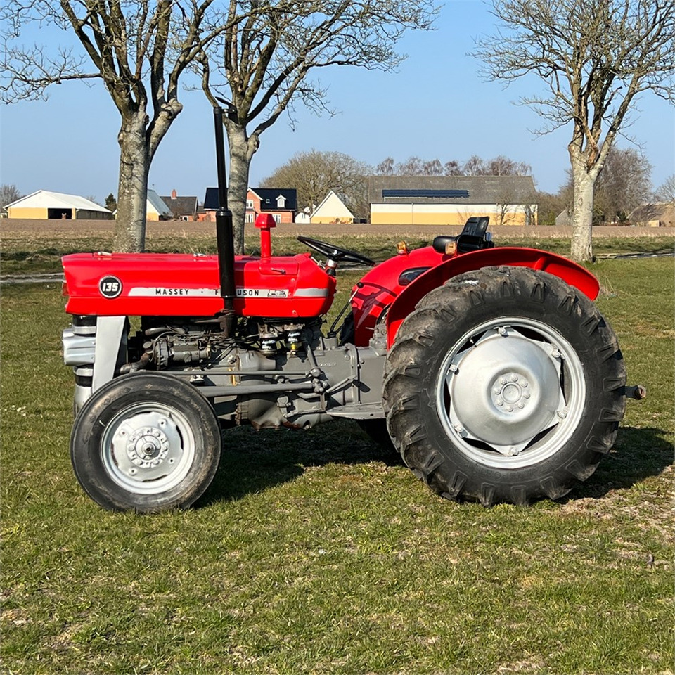 Massey Ferguson 135 Diesel - Tracteur agricole: photos 5 Massey Ferguson 135 Diesel - Tracteur agricole: photos 5