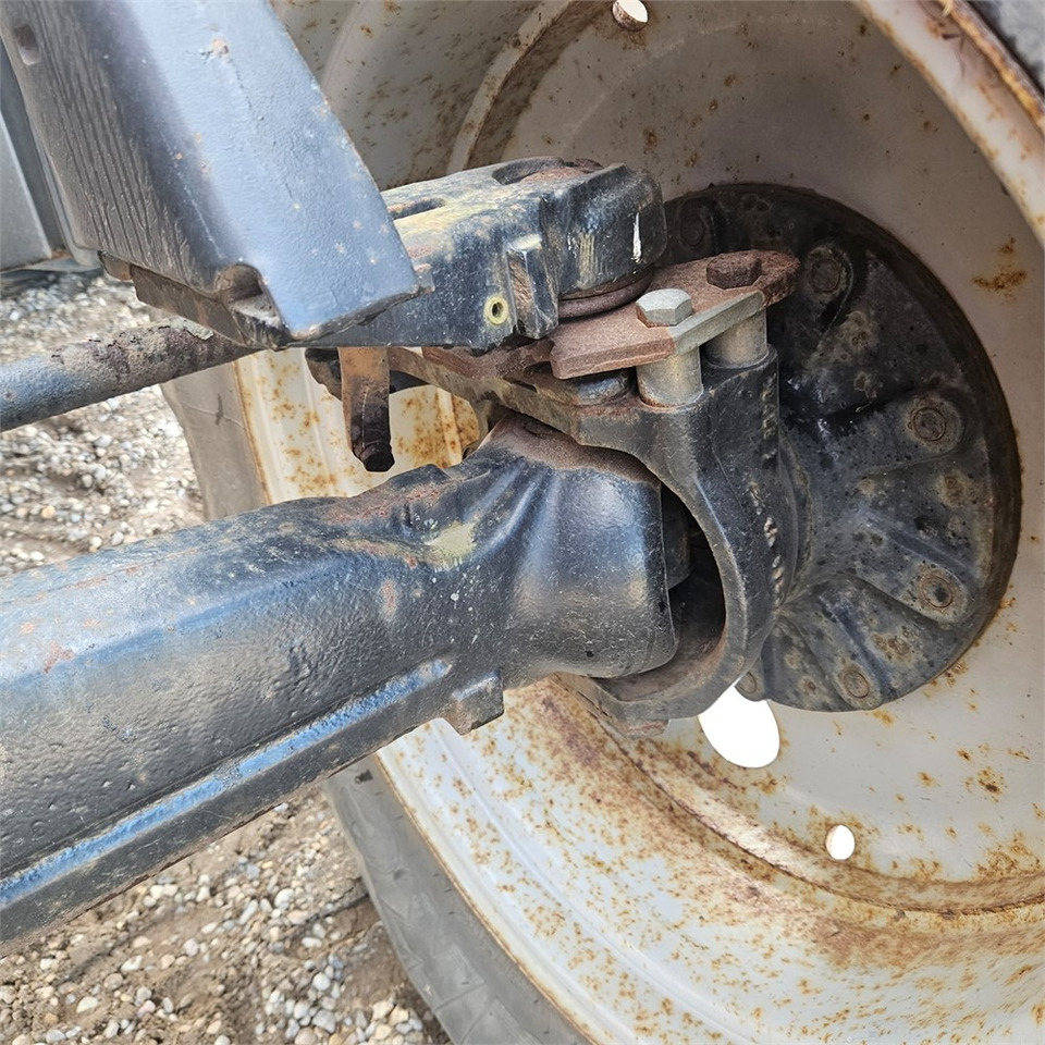 Tracteur agricole Massey Ferguson 6480 Dyna-6: photos 32