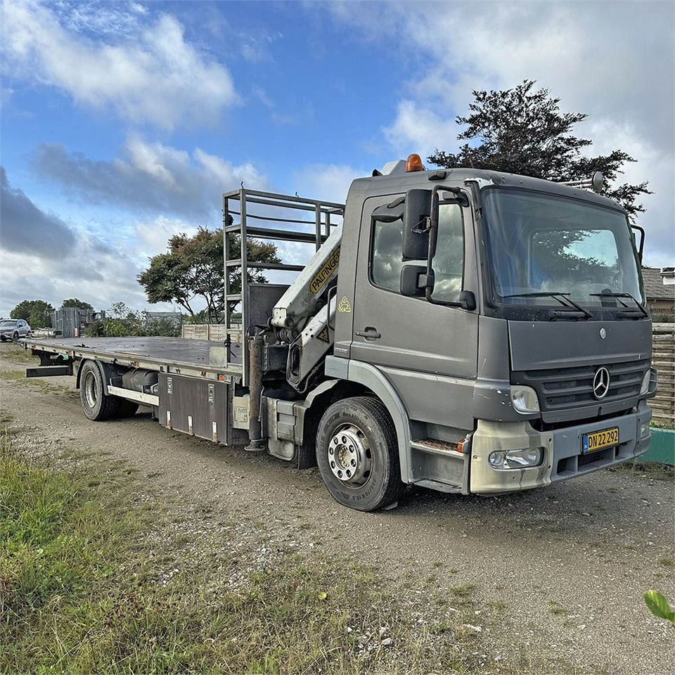 Mercedes Atego 1524 LL - Camion plateau, Camion grue: photos 2 Mercedes Atego 1524 LL - Camion plateau, Camion grue: photos 2