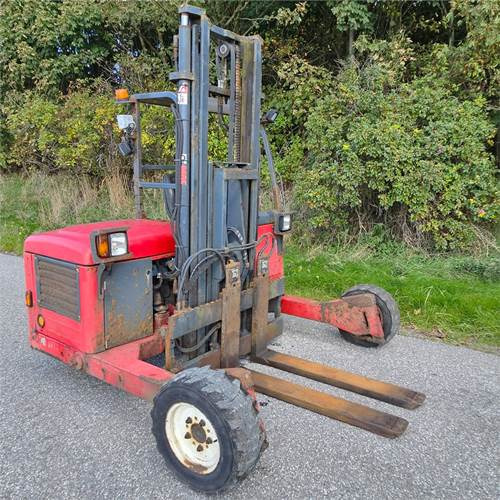 Moffett M4 25.3 - Chariot embarqué: photos 1 Moffett M4 25.3 - Chariot embarqué: photos 1