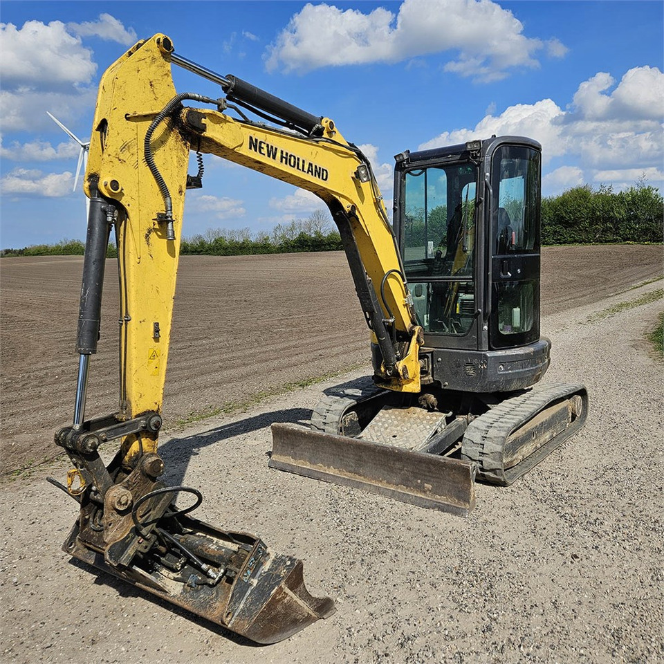 New Holland E39 B - Mini pelle: photos 3 New Holland E39 B - Mini pelle: photos 3
