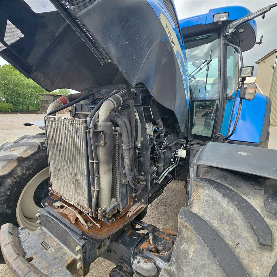 New Holland T7550 en crédit-bail New Holland T7550: photos 36 New Holland T7550 en crédit-bail New Holland T7550: photos 36