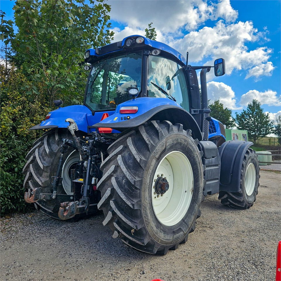 New Holland T8.390 - Tracteur agricole: photos 5 New Holland T8.390 - Tracteur agricole: photos 5