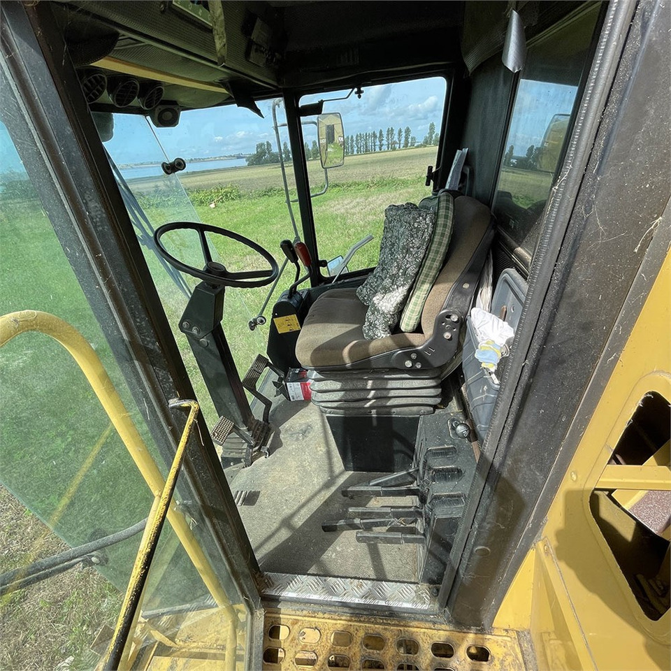 New Holland TX 30 en crédit-bail New Holland TX 30: photos 16