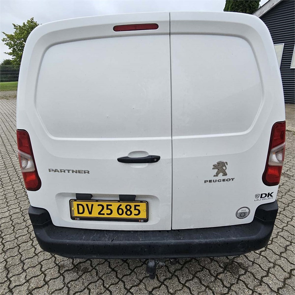 Peugeot Partner 1,5 Blue HDI 100 L1 - Fourgonnette: photos 4 Peugeot Partner 1,5 Blue HDI 100 L1 - Fourgonnette: photos 4