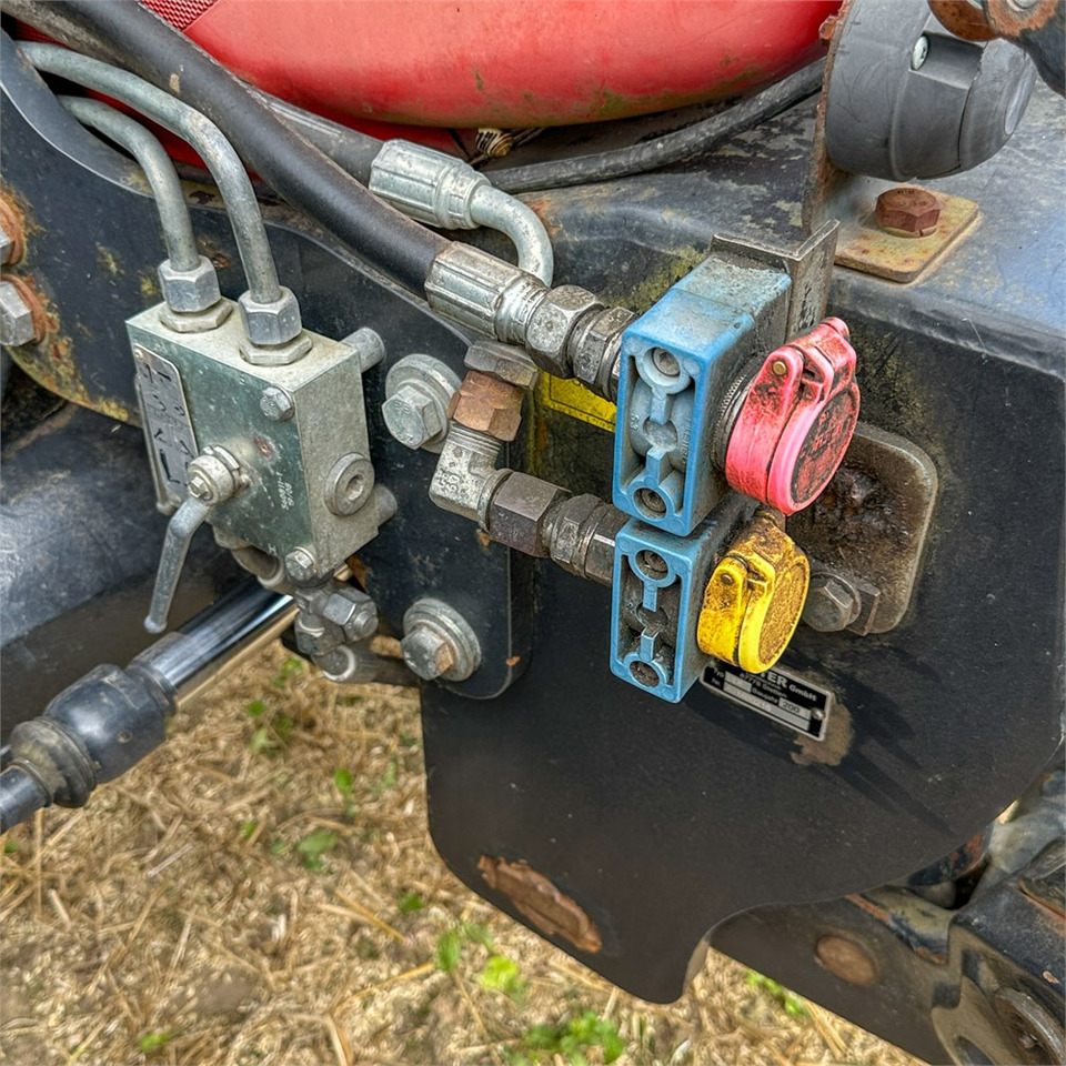 Same Eron 130 en crédit-bail Same Eron 130: photos 35 Same Eron 130 en crédit-bail Same Eron 130: photos 35