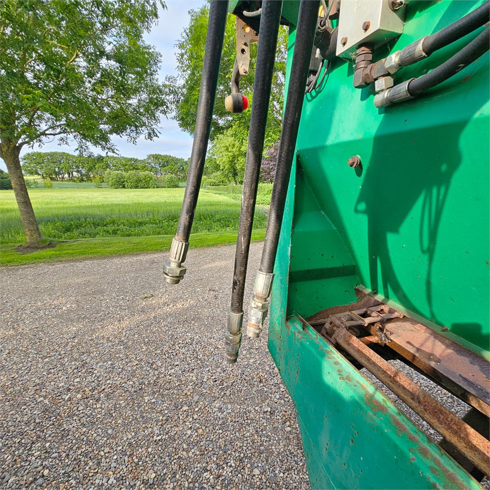 Epandeurs Samson SP 15: photos 10 Epandeurs Samson SP 15: photos 10