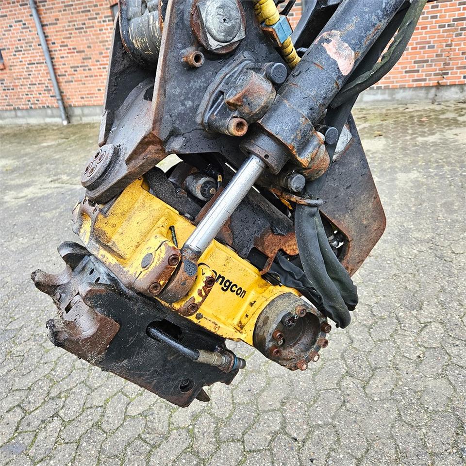 Schaeff-Terex TW110 - Pelle sur pneus: photos 5 Schaeff-Terex TW110 - Pelle sur pneus: photos 5