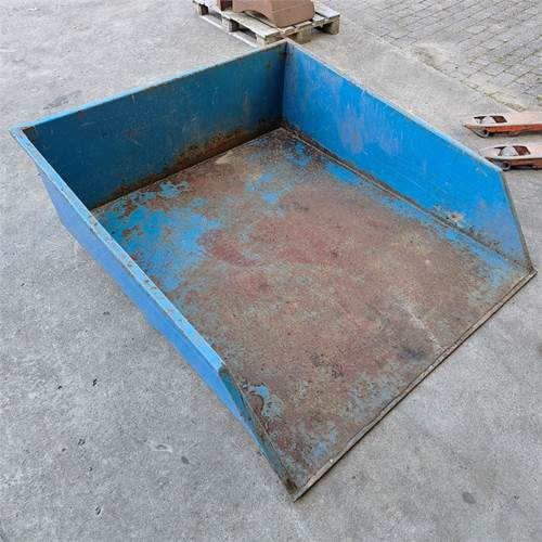 ..Select Make Unknown - Chariot élévateur: photos 1 ..Select Make Unknown - Chariot élévateur: photos 1