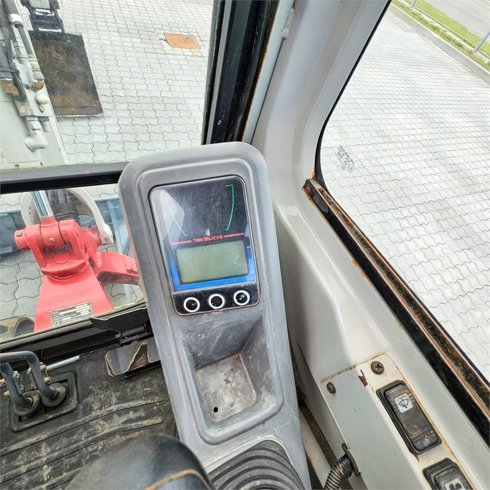 Mini pelle Takeuchi TB216: photos 11