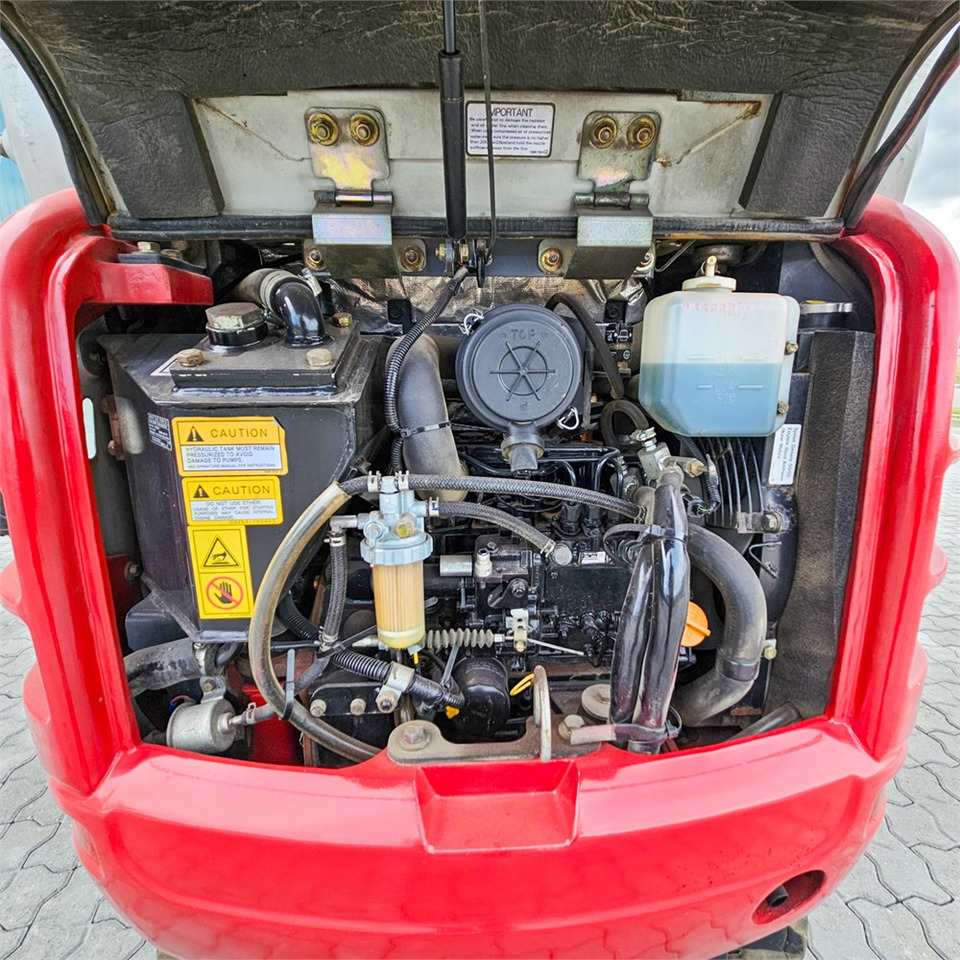 Mini pelle Takeuchi TB216: photos 23