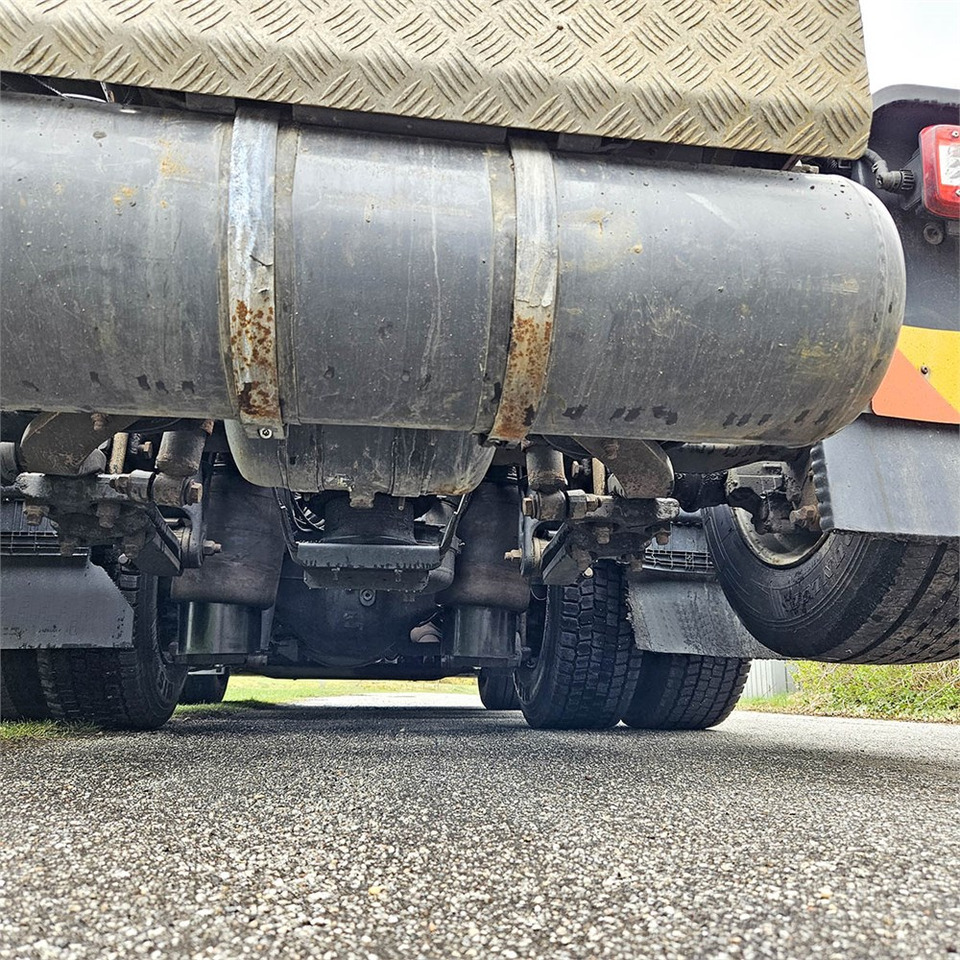 Tracteur routier Renault T High 520 DTIM: photos 37 Tracteur routier Renault T High 520 DTIM: photos 37