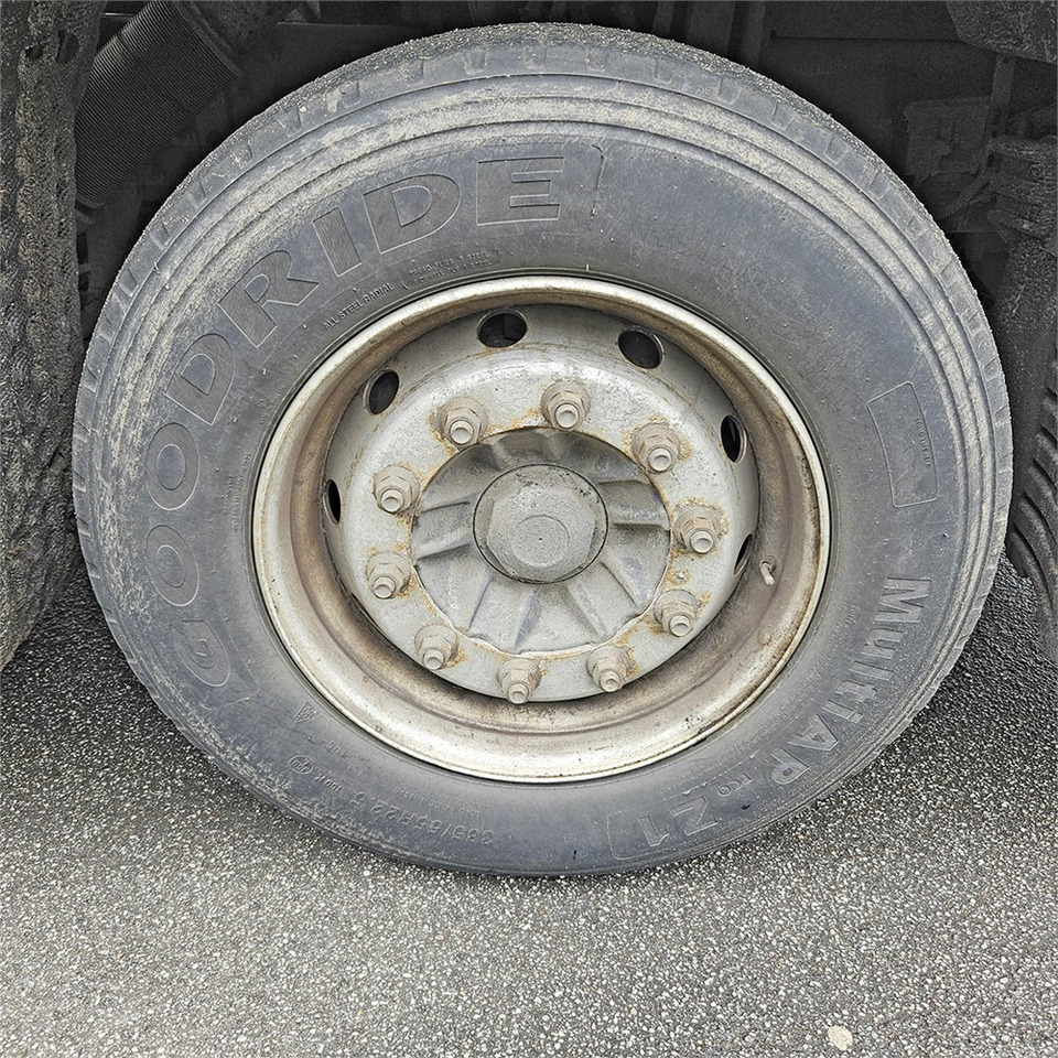 Tracteur routier Renault T High 520 DTIM: photos 38 Tracteur routier Renault T High 520 DTIM: photos 38