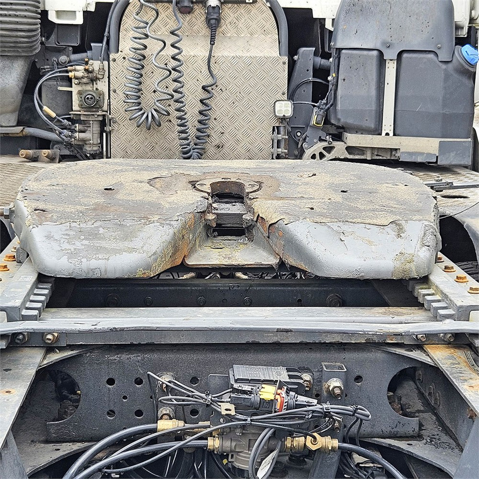 Tracteur routier Renault T High 520 DTIM: photos 27 Tracteur routier Renault T High 520 DTIM: photos 27