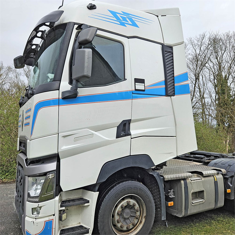 Tracteur routier Renault T High 520 DTIM: photos 9 Tracteur routier Renault T High 520 DTIM: photos 9
