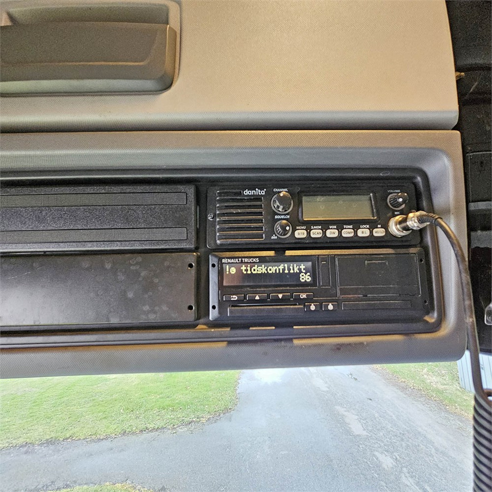 Tracteur routier Renault T High 520 DTIM: photos 21 Tracteur routier Renault T High 520 DTIM: photos 21