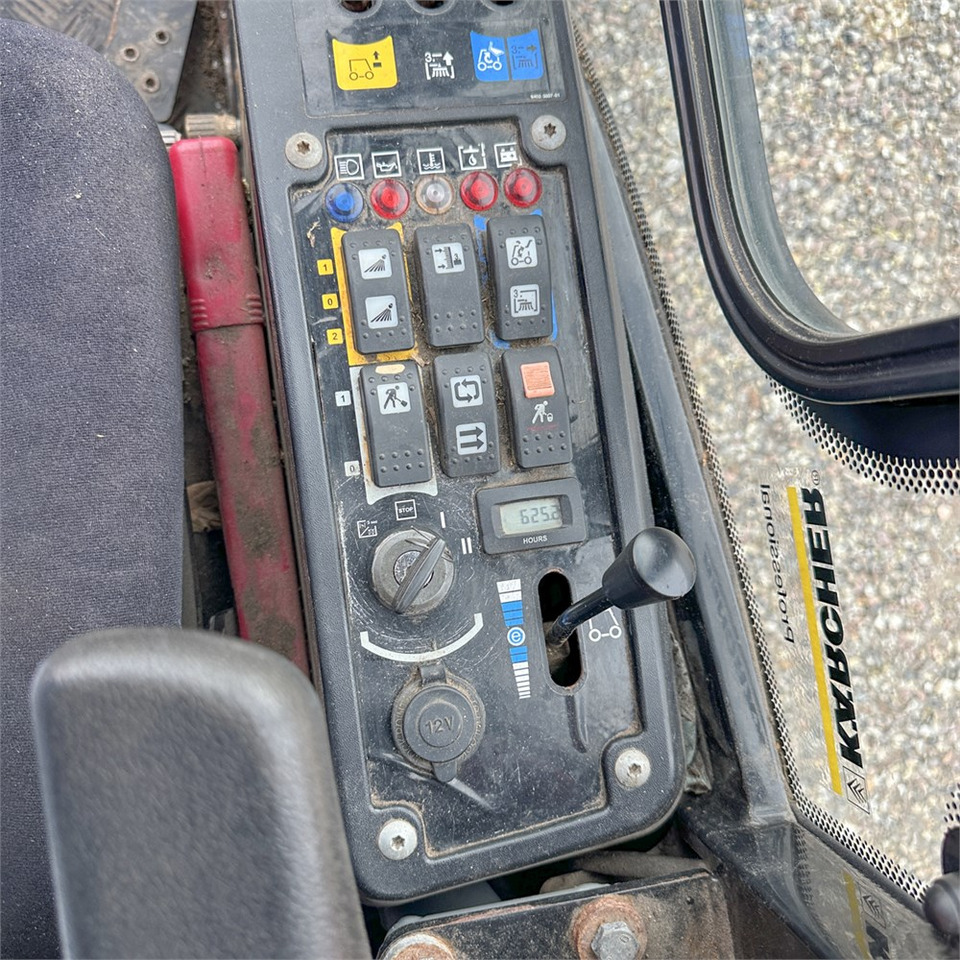 Véhicule de voirie/ Spécial Kärcher MIC 34C Professioal: photos 16