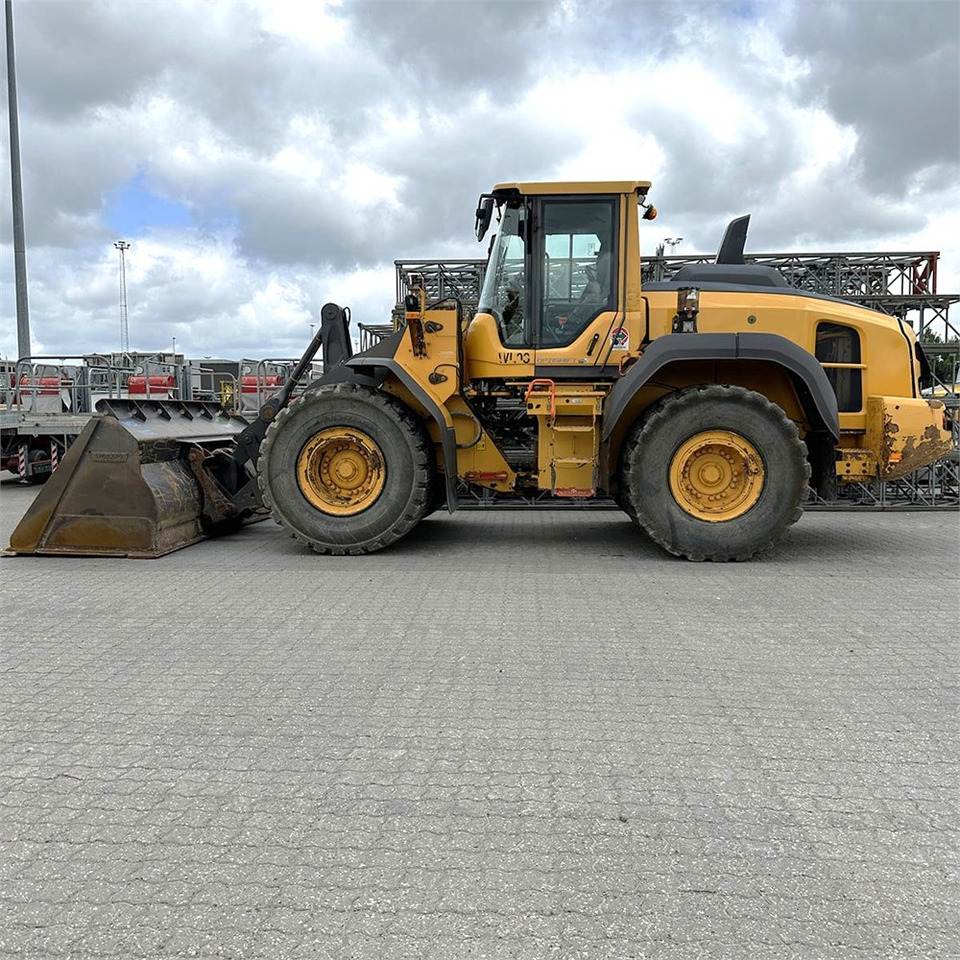 Volvo L120 H - Chargeuse sur pneus: photos 4 Volvo L120 H - Chargeuse sur pneus: photos 4