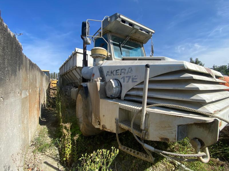 AKERA 17 E - Matériel de béton: photos 2 AKERA 17 E - Matériel de béton: photos 2