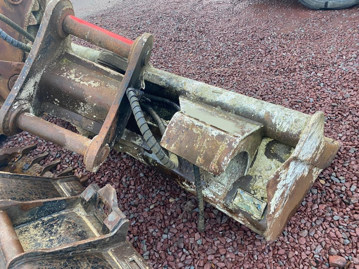 ARDEN EQUIPEMENT ORIENTABLE 2M20 - Godet pour pelle: photos 3 ARDEN EQUIPEMENT ORIENTABLE 2M20 - Godet pour pelle: photos 3