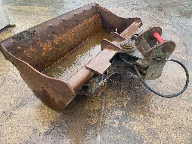 ARDEN EQUIPMENT 1M80 - Godet pour pelle: photos 1 ARDEN EQUIPMENT 1M80 - Godet pour pelle: photos 1