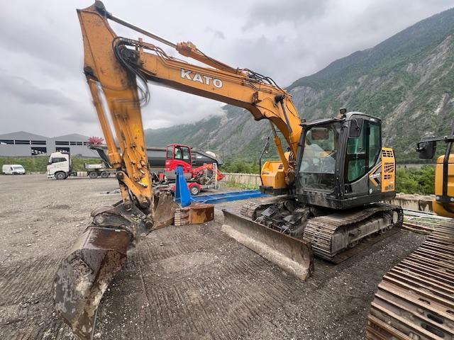 KATO HD 514MR-7 - Pelle sur chenille: photos 1 KATO HD 514MR-7 - Pelle sur chenille: photos 1