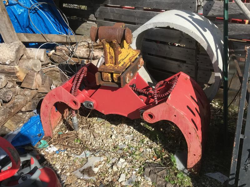 MORIN M1 - Grappin pour Engins de chantier: photos 1 MORIN M1 - Grappin pour Engins de chantier: photos 1