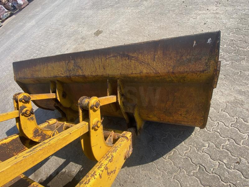 Tractopelle Massey Ferguson MF 500BII: photos 10