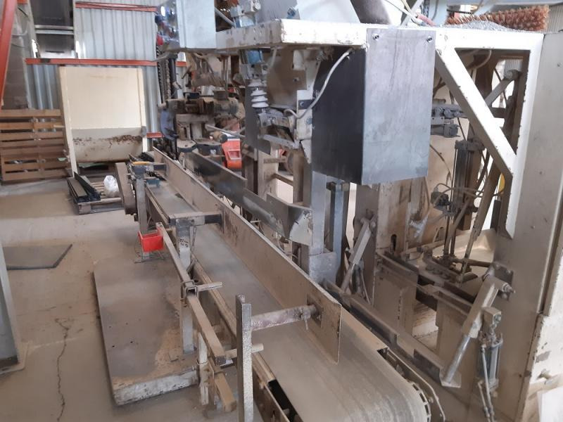 TECHNIPES ENSACHEUSE WEIGHER 400 - Matériel de chantier: photos 5 TECHNIPES ENSACHEUSE WEIGHER 400 - Matériel de chantier: photos 5