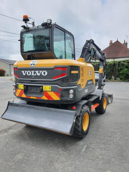 Volvo EW 60E - Pelle sur pneus: photos 3 Volvo EW 60E - Pelle sur pneus: photos 3