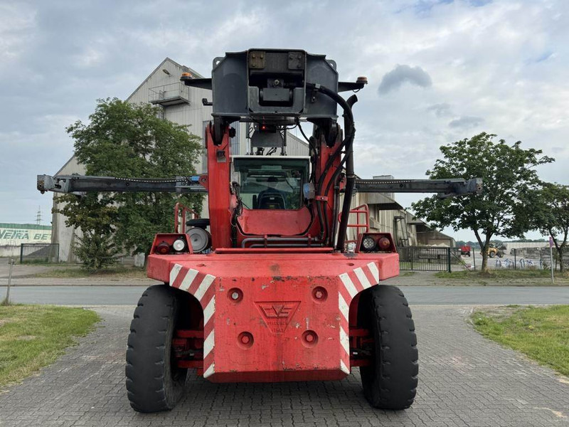CVS Ferrari F158 - Reach stacker: photos 5 CVS Ferrari F158 - Reach stacker: photos 5