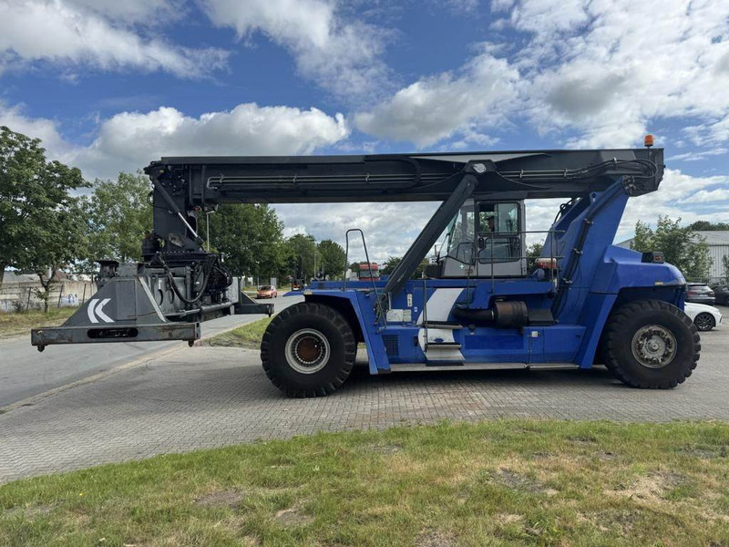 Kalmar DRF450-60S5K - Reach stacker: photos 1 Kalmar DRF450-60S5K - Reach stacker: photos 1