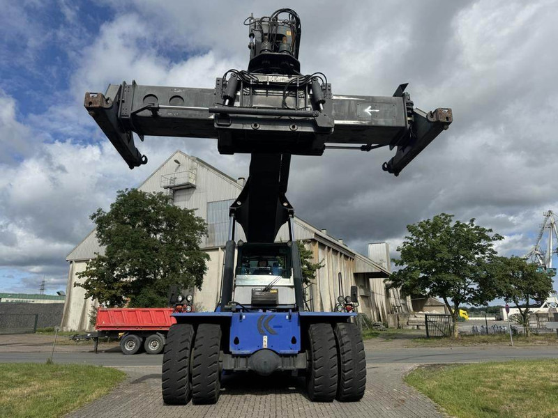 Kalmar DRF450-60S5K - Reach stacker: photos 5 Kalmar DRF450-60S5K - Reach stacker: photos 5