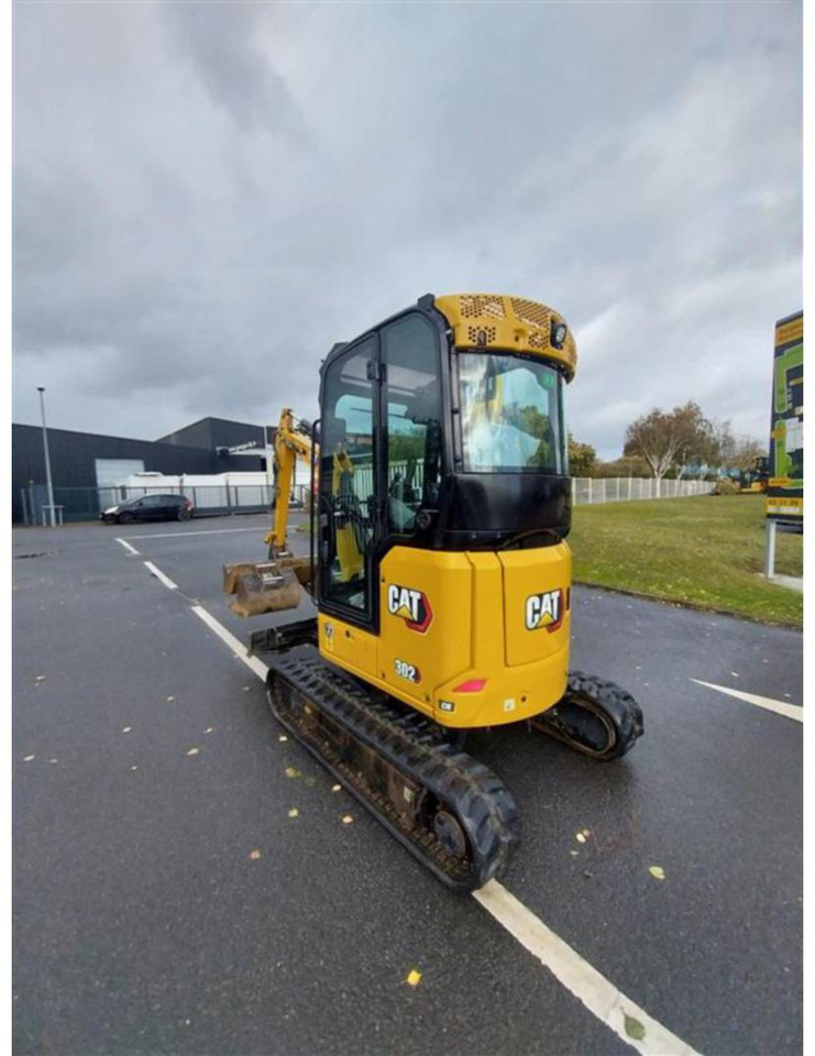 CAT 302 - Pelle sur chenille: photos 3 CAT 302 - Pelle sur chenille: photos 3